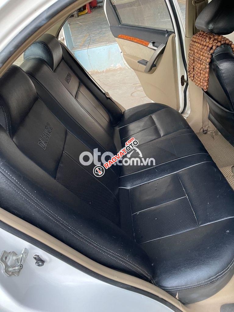 Cần bán xe Daewoo Gentra SX sản xuất năm 2008, màu trắng, giá tốt-4