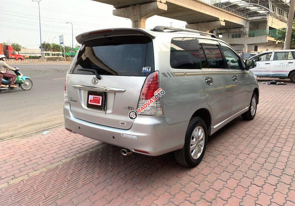 Xe Toyota Innova 2.0G sản xuất năm 2011, màu bạc, giá chỉ 340 triệu-4