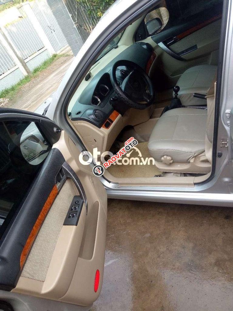 Xe Daewoo Gentra SX năm sản xuất 2008, màu bạc giá cạnh tranh-3