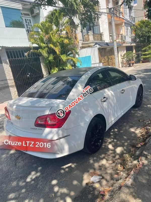 Bán ô tô Chevrolet Cruze LTZ 1.8 năm sản xuất 2016, màu trắng-2