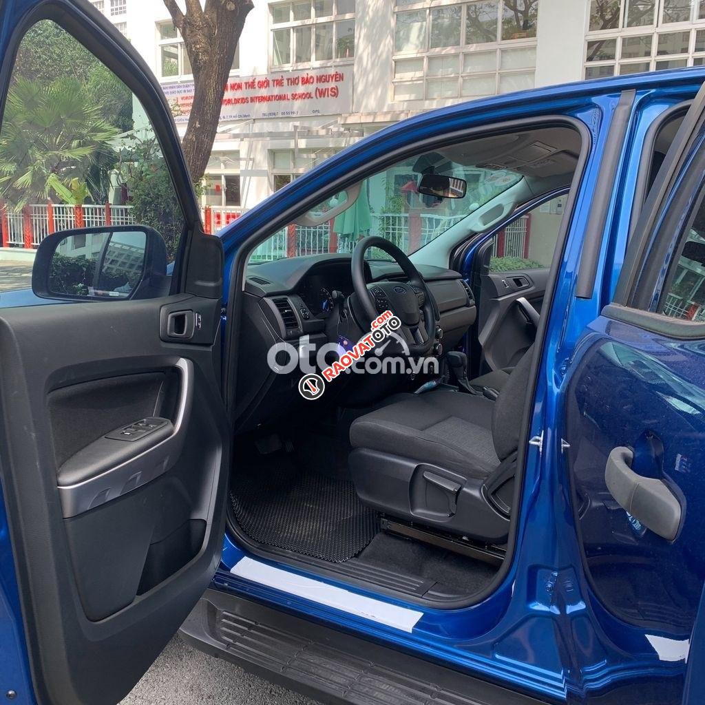 Bán xe Ford Ranger XLS AT sản xuất 2021, màu xanh lam-8