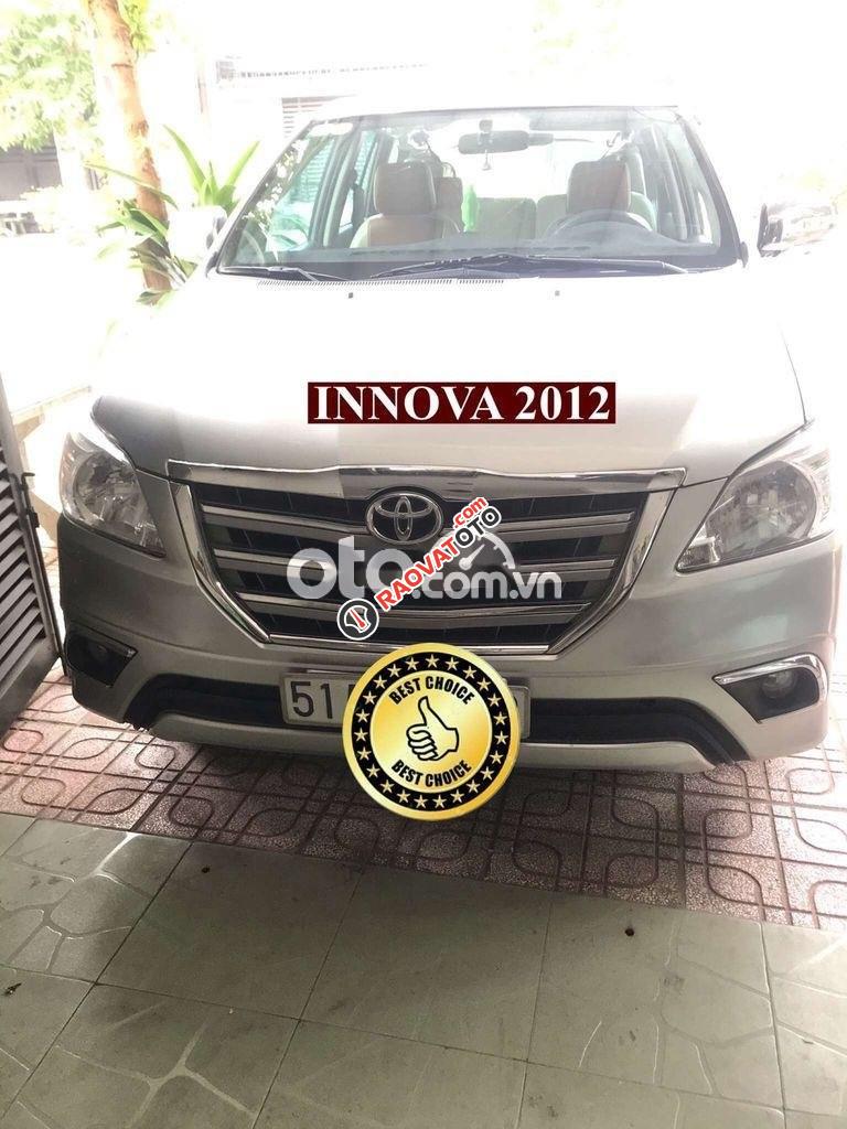 Bán Toyota Innova 2.0E sản xuất năm 2012, màu bạc số tự động-0