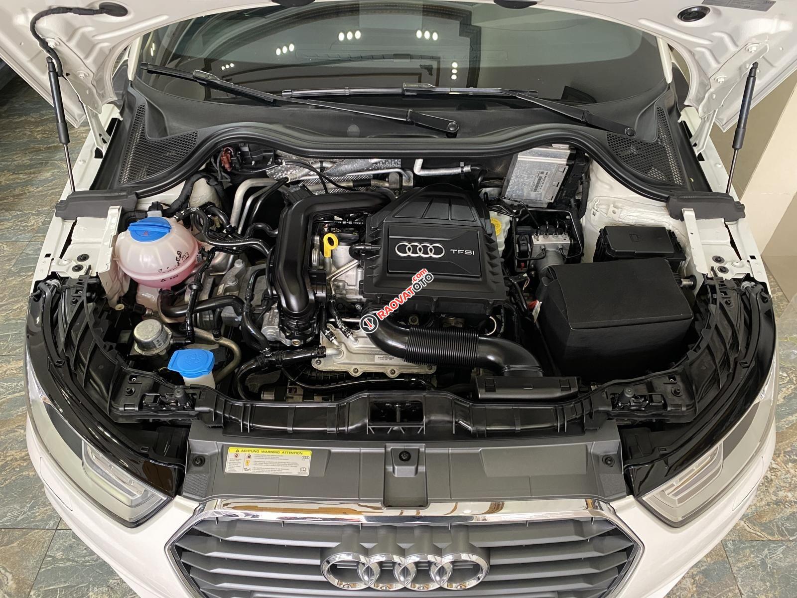 Bán xe Audi A1 bản S-line năm 2015, siêu lướt 21.000km nội thất đen zin nguyên bản, option miên man-0