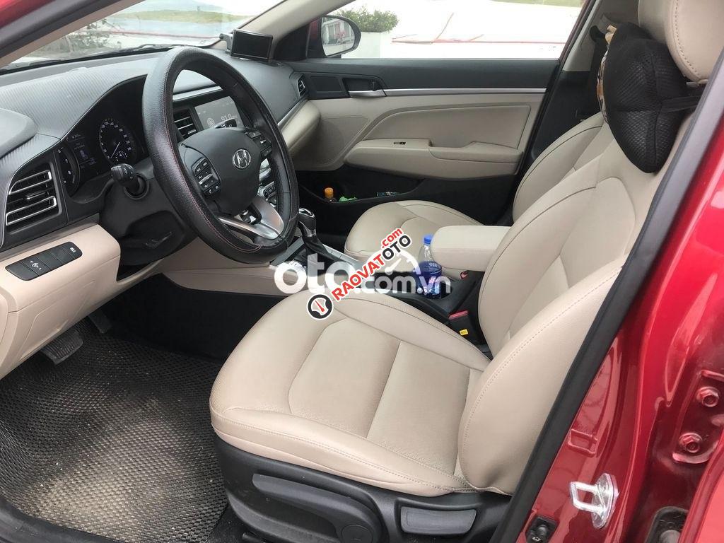 Bán Hyundai Elantra 1.6AT năm 2020, màu đỏ-6