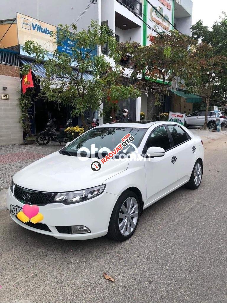 Cần bán gấp Kia Forte 1.6AT sản xuất năm 2011, màu trắng-1