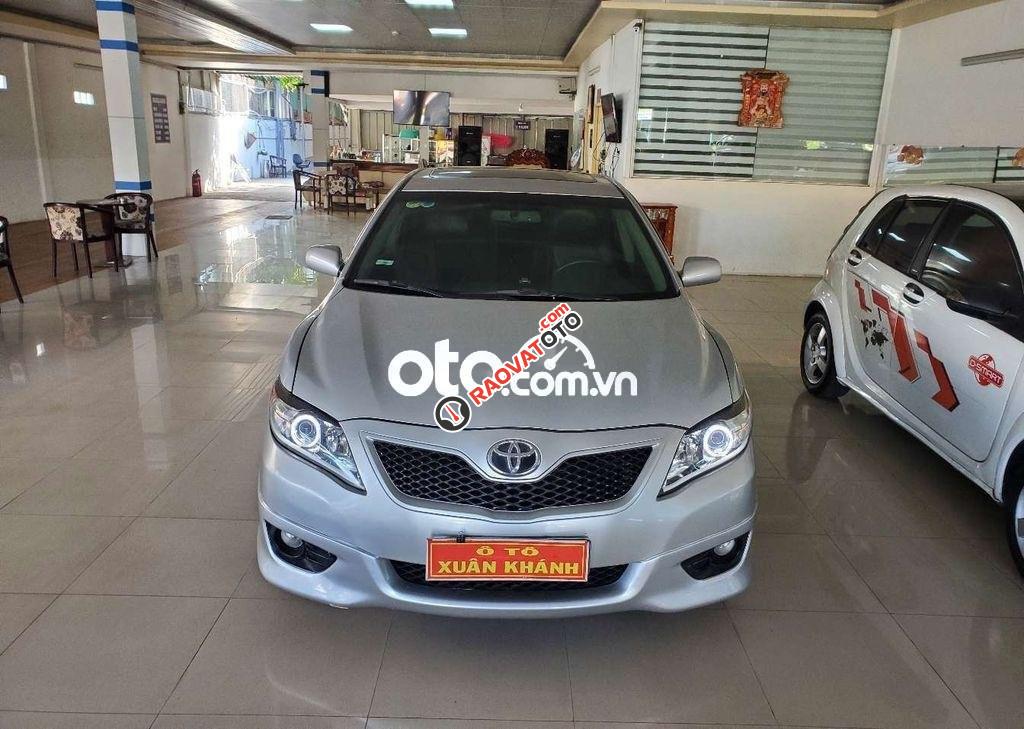 Bán Toyota Camry SE sản xuất năm 2009, màu bạc, nhập khẩu, giá 570tr-0