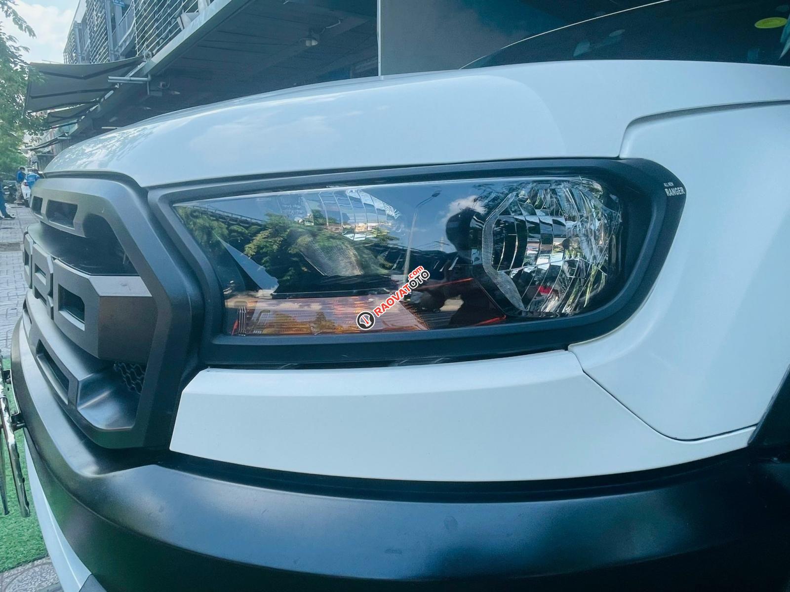 Bán Ford Ranger XLS MT 2018 trắng - hỗ trợ trả góp lãi suất ưu đãi - Kèm phụ kiện-5