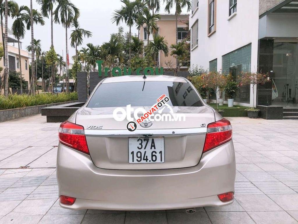 Cần bán lại xe Toyota Vios G năm 2014, màu bạc, giá 385tr-9