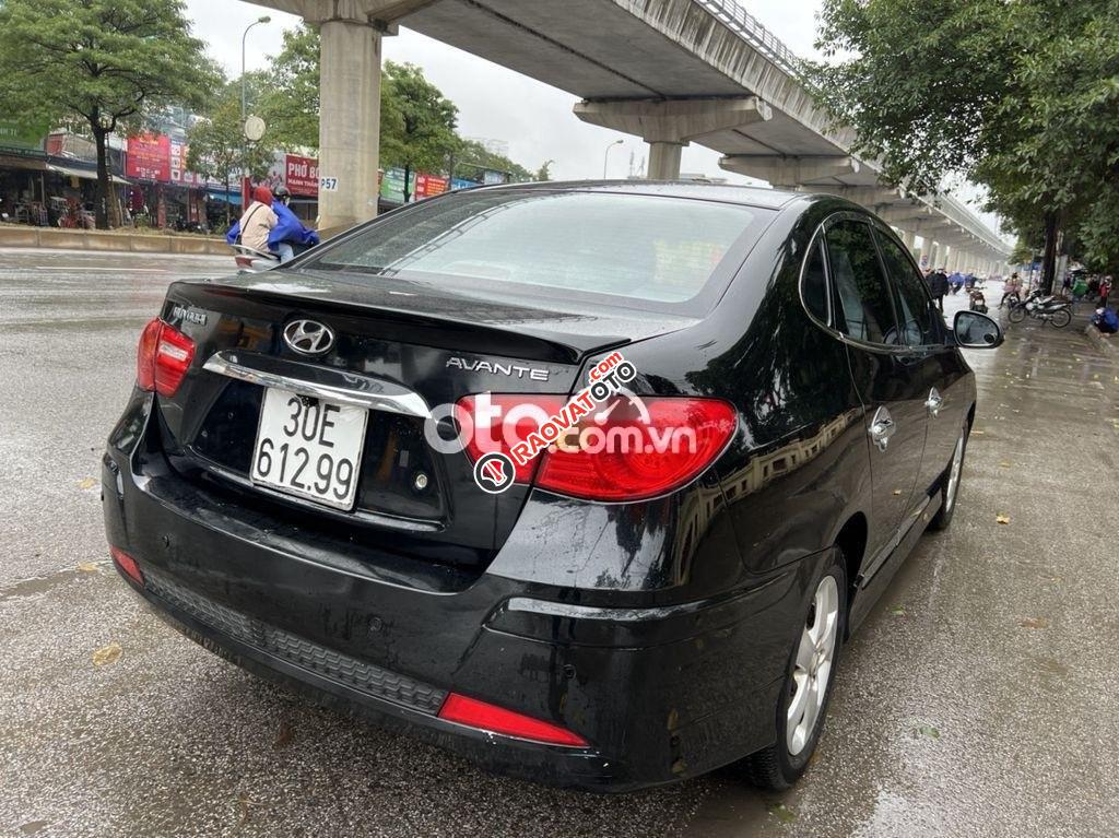 Xe Hyundai Avante 1.6AT năm sản xuất 2012, màu đen, xe nhập-2