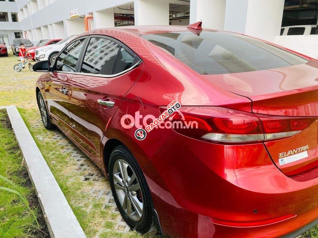 Bán Hyundai Elantra 1.6AT sản xuất 2018, màu đỏ -3