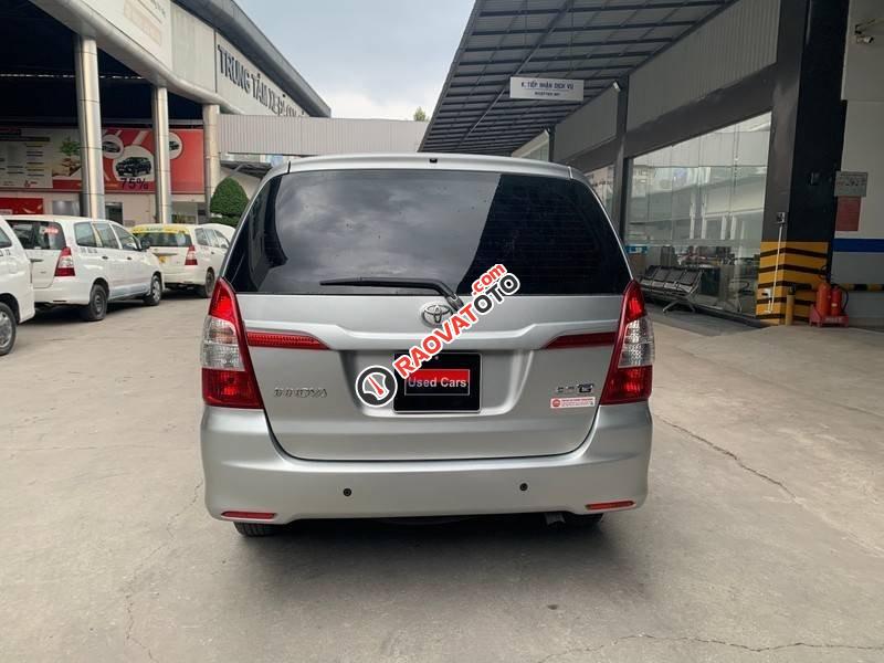 Bán xe Toyota Innova G năm 2015, màu bạc, giá tốt-10