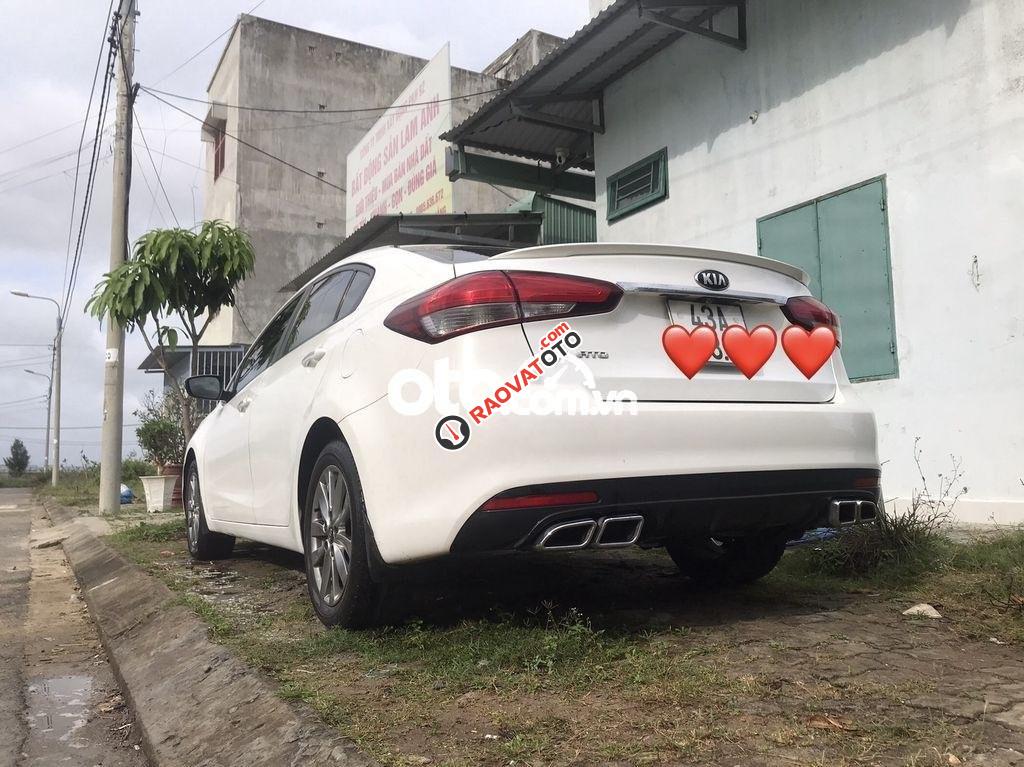 Cần bán xe Kia Cerato 1.6 MT sản xuất 2017, màu trắng, 360 triệu-3