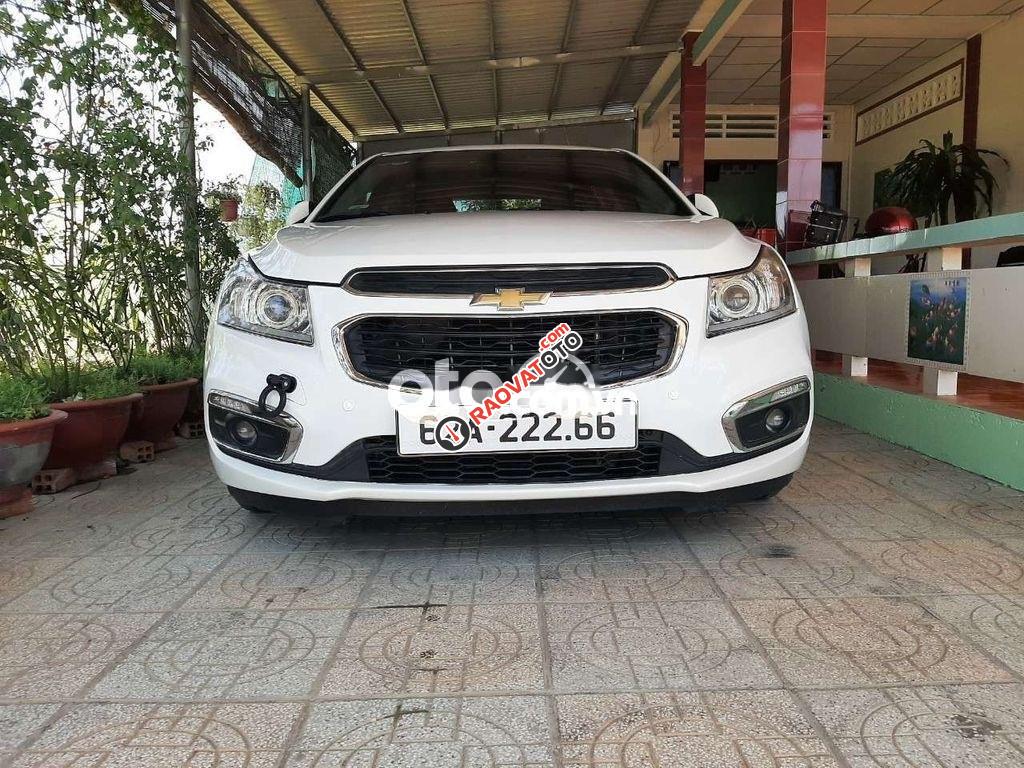 Bán Chevrolet Cruze LTZ năm 2016, màu trắng, nhập khẩu-0