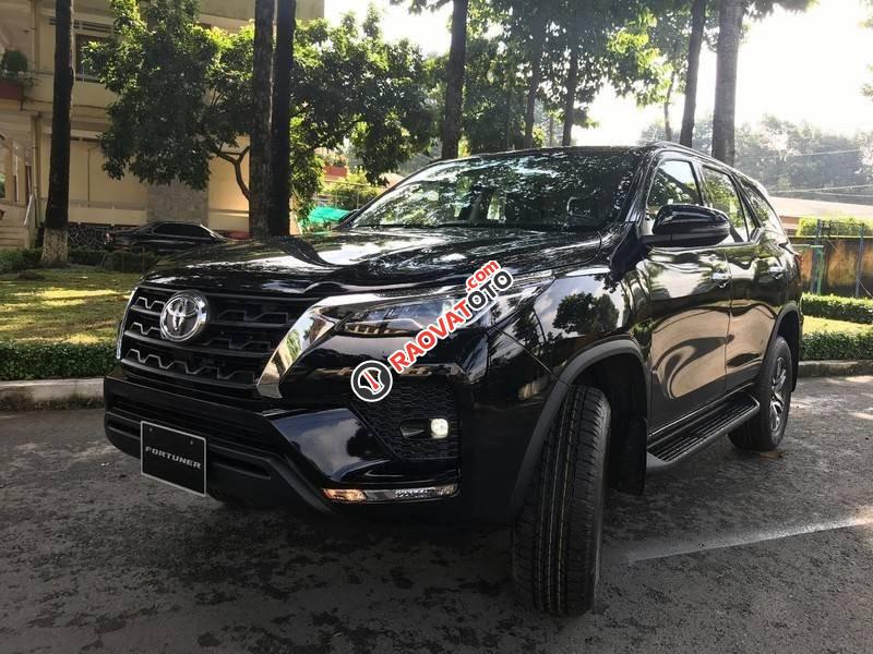 Bán ô tô Toyota Fortuner 2.7V sản xuất năm 2022, màu đen-12