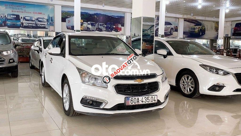 Cần bán lại xe Chevrolet Cruze LT năm 2016, màu trắng số sàn-3