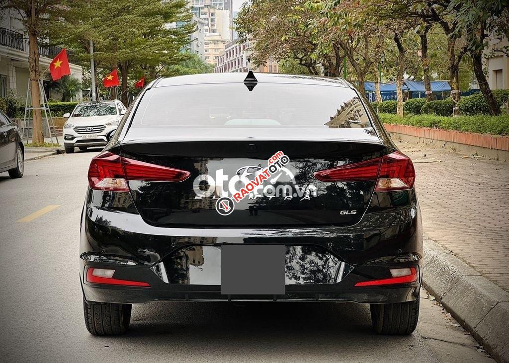 Cần bán lại xe Hyundai Elantra 1.6 AT sản xuất 2020, màu đen -0