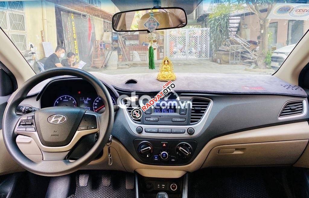 Bán Hyundai Accent MT năm sản xuất 2019, màu trắng-5