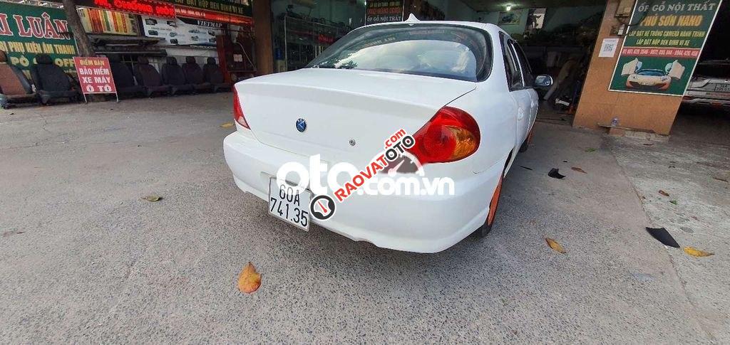 Xe Kia Spectra MT sản xuất 2004, màu trắng-4