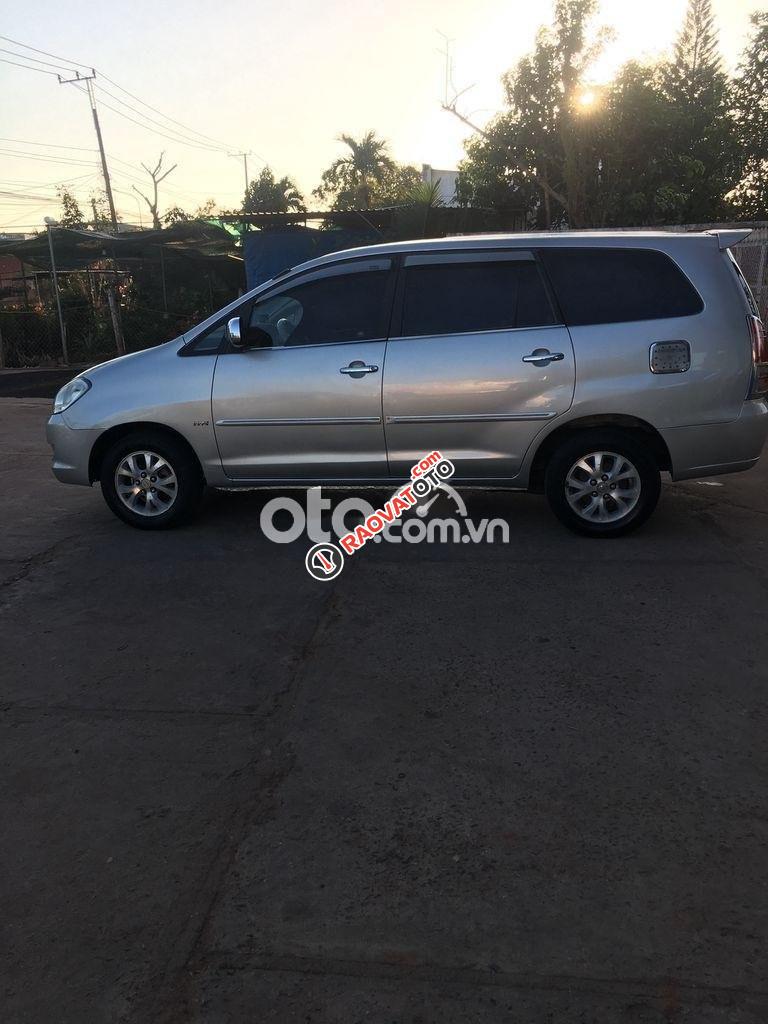 Bán xe Toyota Innova 2.0G năm 2008, màu bạc, nhập khẩu-5