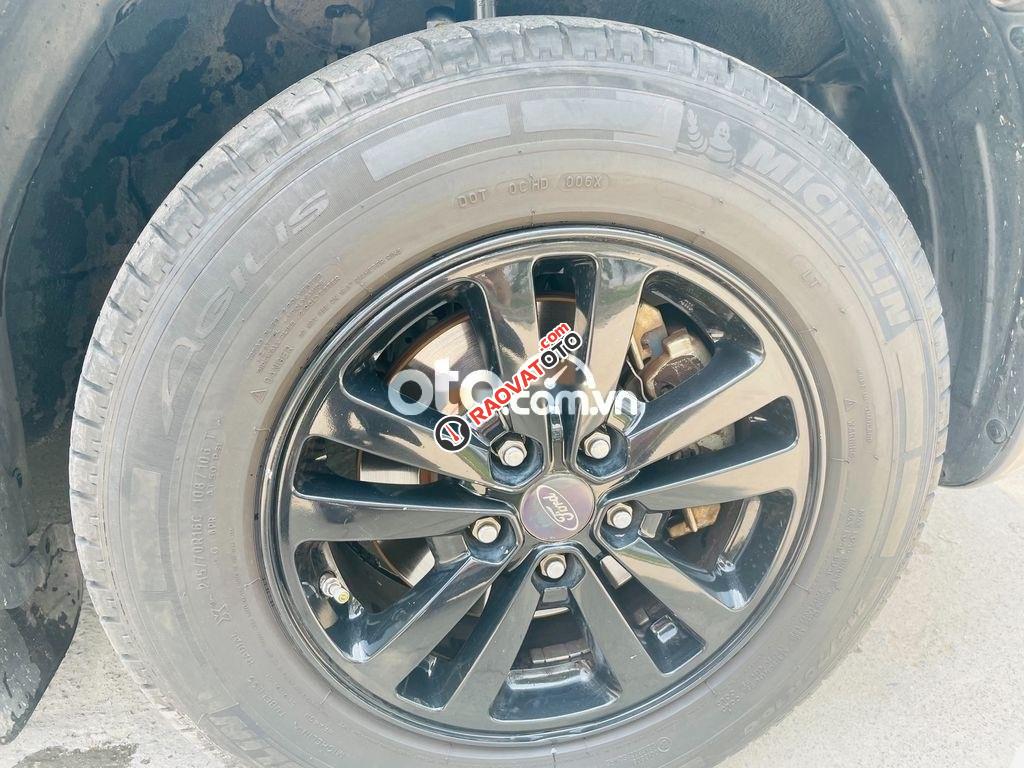 Cần bán Ford Escape 2.3 XLS năm 2012, màu xám còn mới-5