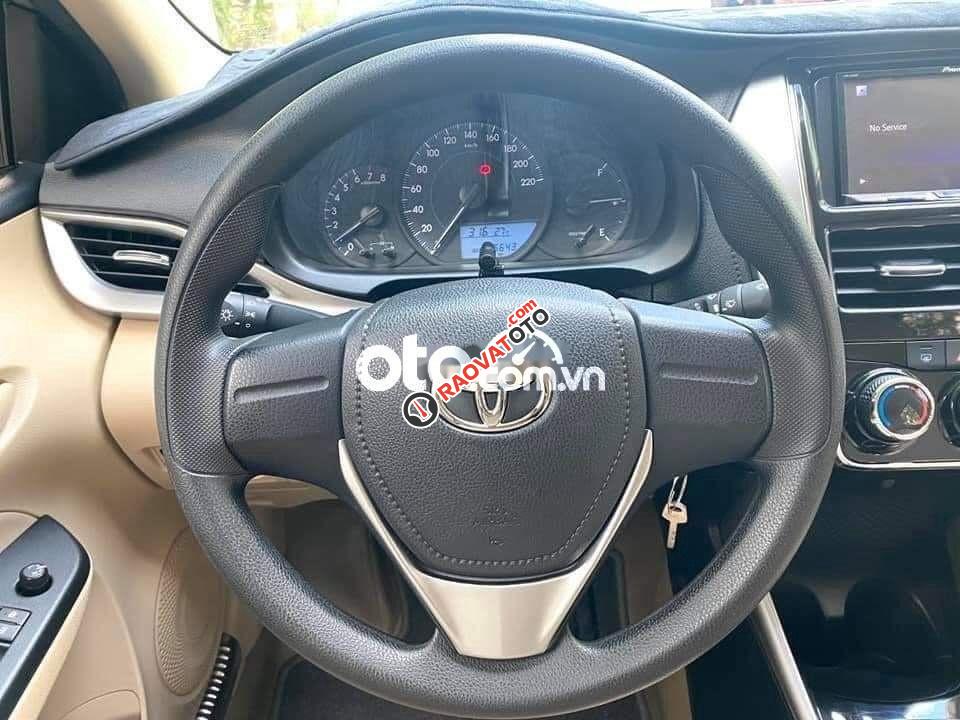 Cần bán lại xe Toyota Vios 1.5E sản xuất năm 2019, màu bạc -0