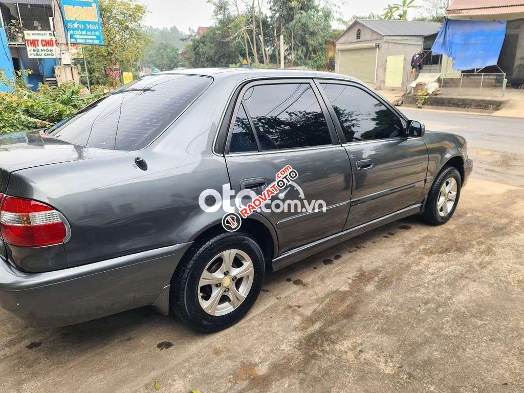 Cần bán lại xe Toyota Corolla 1.6GLi năm sản xuất 2001, màu xám, giá chỉ 125 triệu-1
