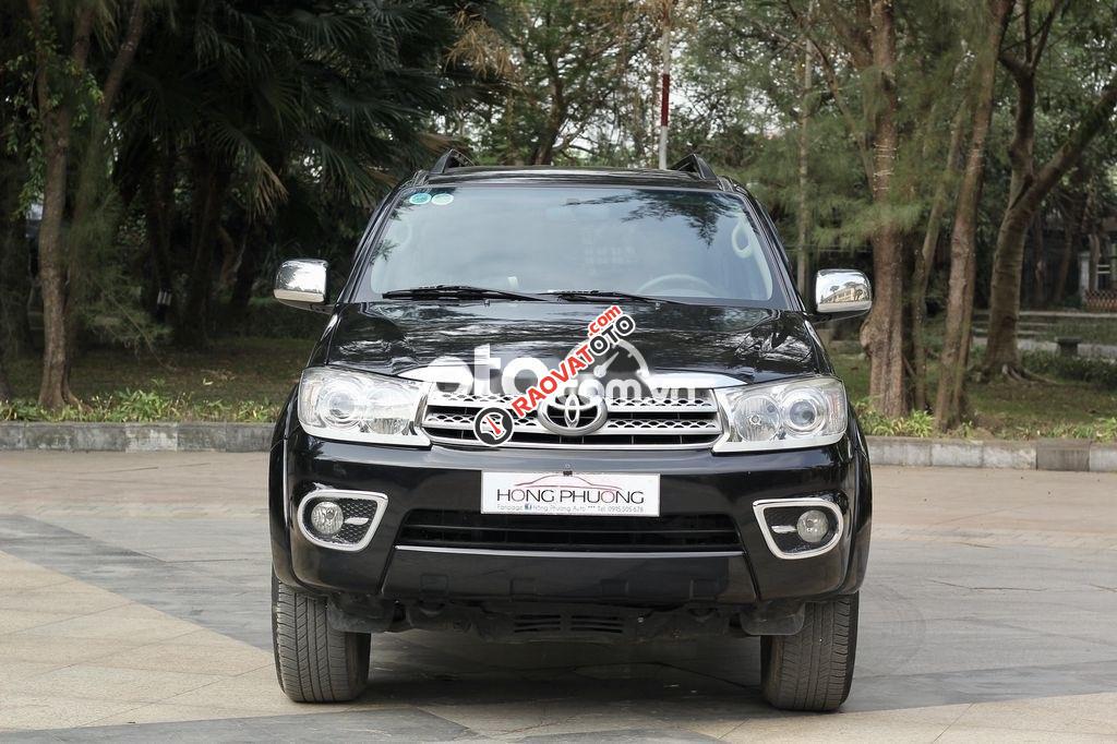 Bán xe Toyota Fortuner 2.7V 4x4AT năm 2010, màu đen-0