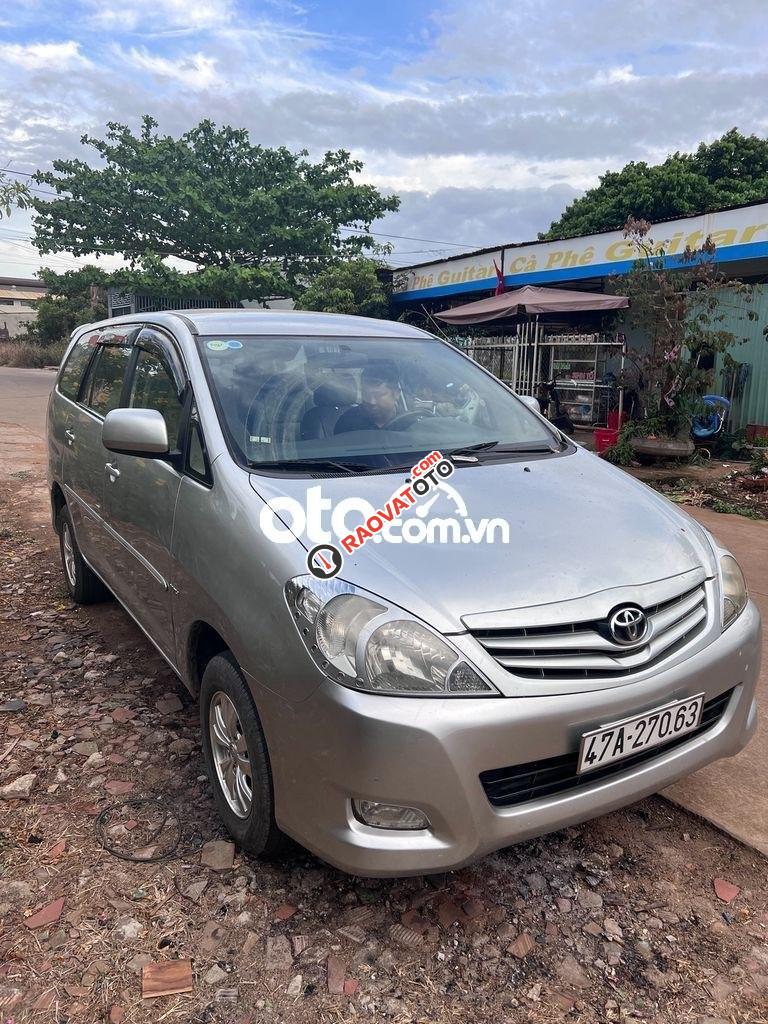 Cần bán lại xe Toyota Innova 2.0G năm sản xuất 2009, màu bạc, giá 195tr-10