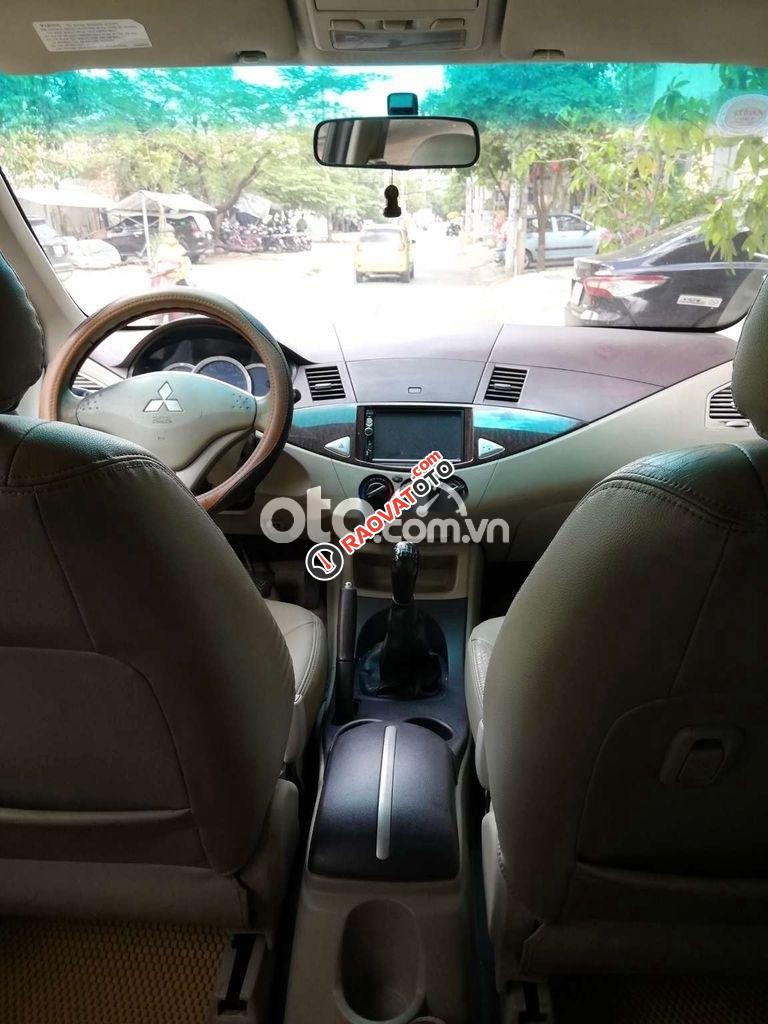 Xe Mitsubishi Zinger GLS sản xuất năm 2009, màu bạc-7