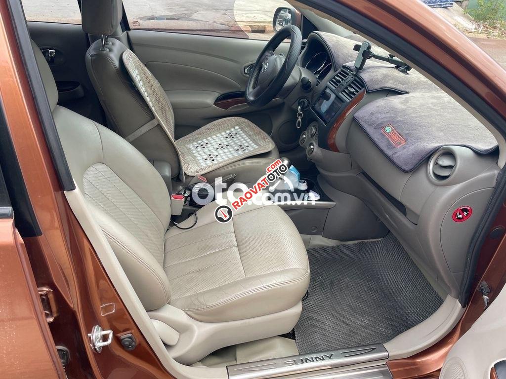 Bán ô tô Nissan Sunny 1.5AT sản xuất năm 2017, màu nâu xe gia đình-2