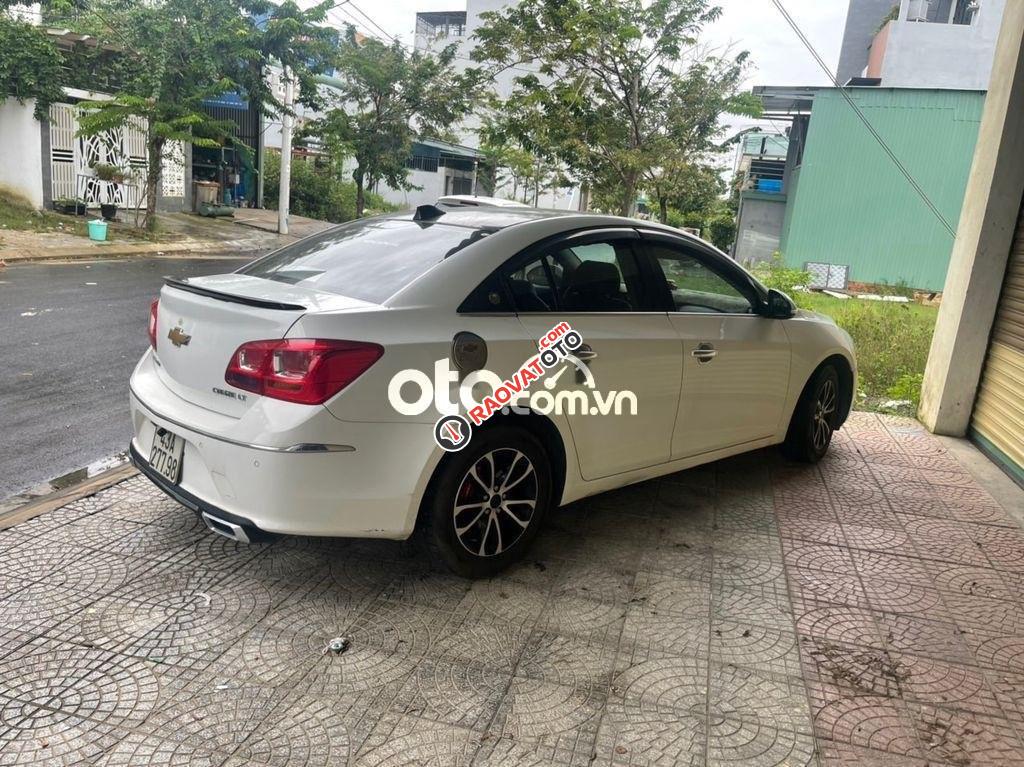 Cần bán Chevrolet Cruze LT sản xuất 2017, màu trắng, xe nhập-0