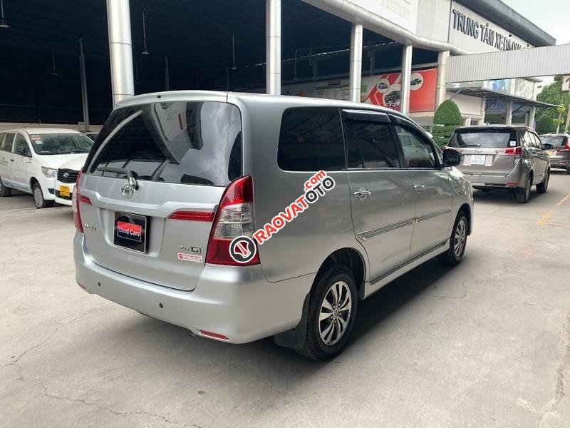 Bán xe Toyota Innova G năm 2015, màu bạc, giá tốt-6