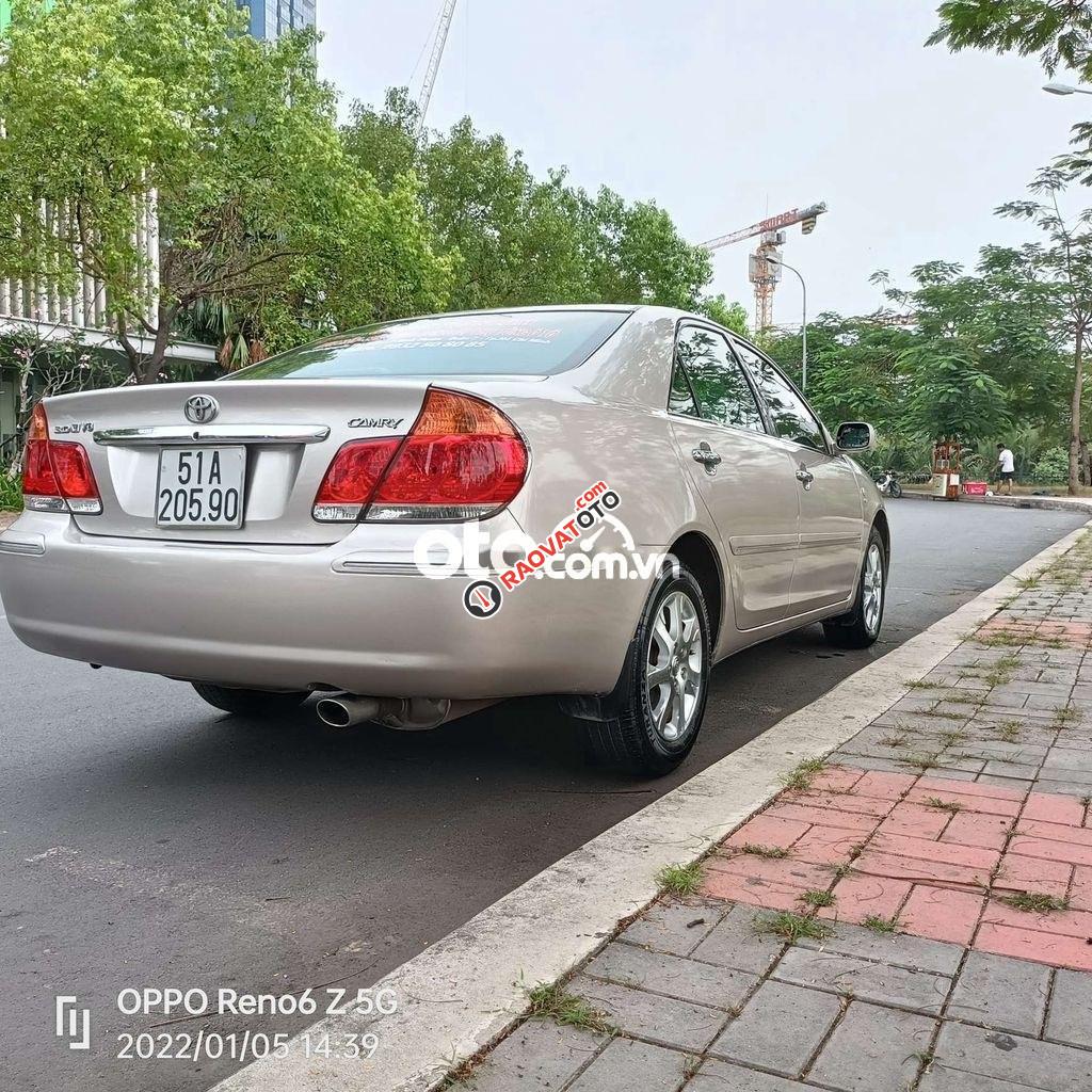 Cần bán gấp Toyota Camry 3.0V năm 2005, màu bạc, giá chỉ 305 triệu-1