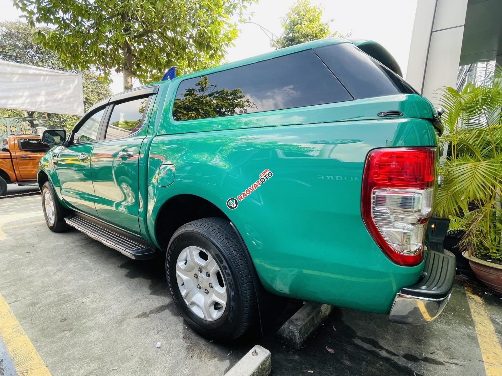 Bán Ford Ranger XLT màu xanh cực đẹp - hỗ trợ trả góp ngân hàng lãi suất ưu đãi-2