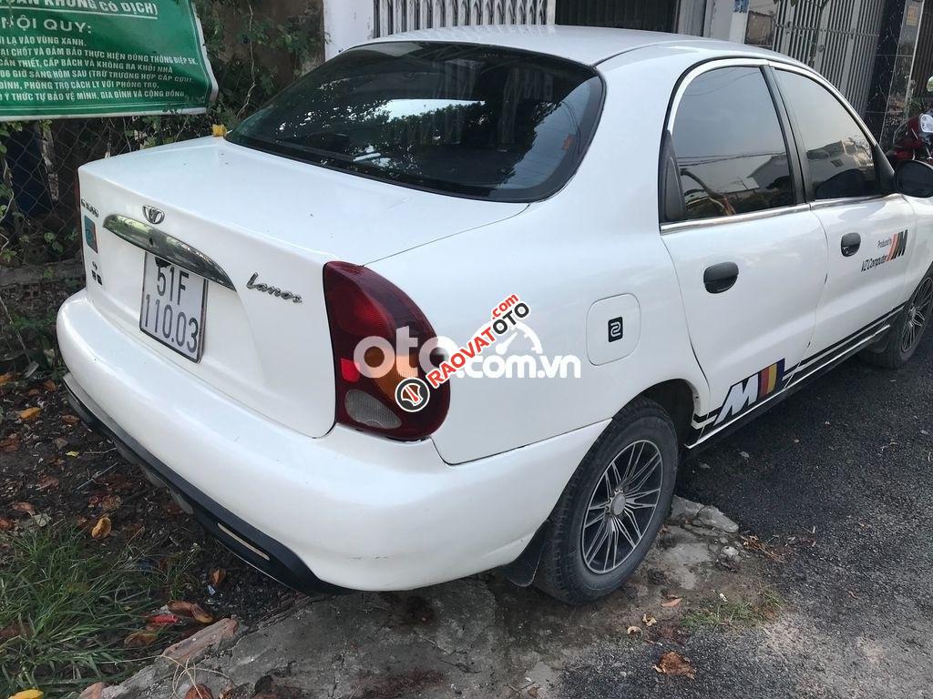 Bán xe Daewoo Lanos MT sản xuất 2002, màu trắng, 66tr-3