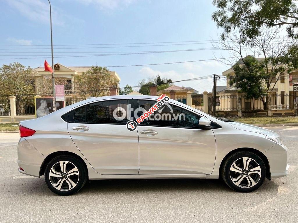 Cần bán lại xe Honda City 1.5 CVT sản xuất năm 2015, màu bạc giá cạnh tranh-1