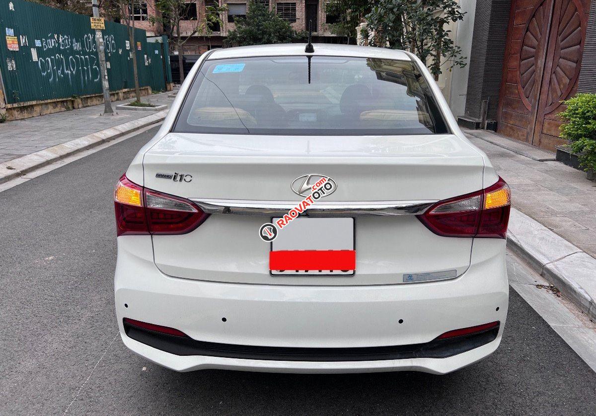 Bán Hyundai Grand i10 1.2 AT năm sản xuất 2017, màu trắng-0