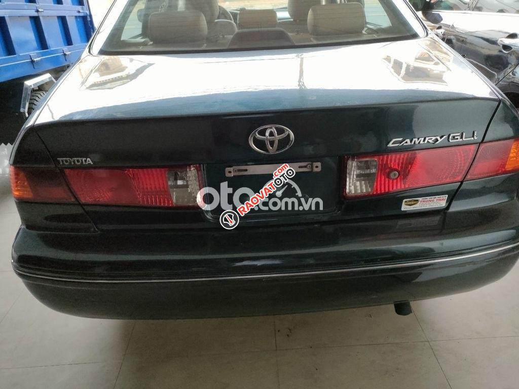 Xe Toyota Camry GLi sản xuất năm 2002, giá tốt-6