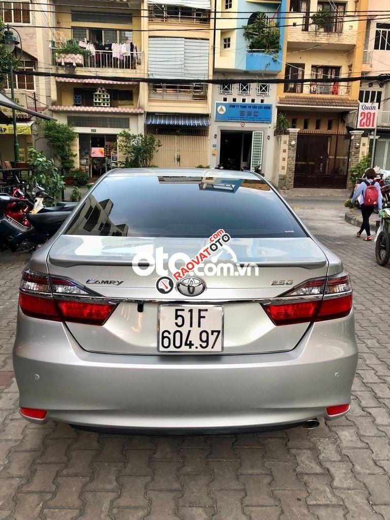 Xe Toyota Camry 2.5G năm sản xuất 2016, màu bạc-10