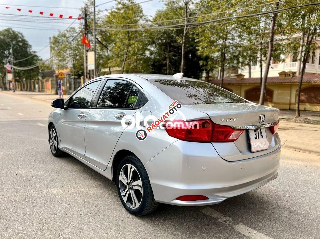 Cần bán lại xe Honda City 1.5 CVT sản xuất năm 2015, màu bạc giá cạnh tranh-3
