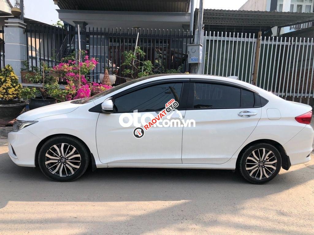 Bán Honda City 1.5 năm 2017, màu trắng, giá 449tr-2