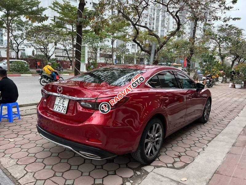 Bán xe Mazda 6 2.5 Premium sản xuất 2017, màu đỏ-5