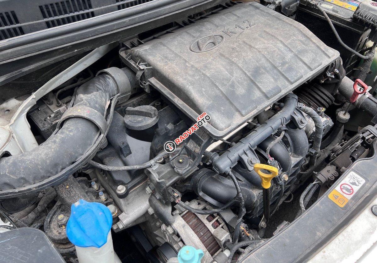 Bán Hyundai Grand i10 1.2 AT năm sản xuất 2017, màu trắng-4