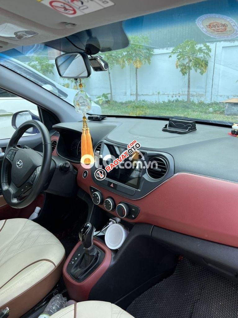 Xe Hyundai Grand i10 1.2AT năm sản xuất 2017, màu trắng, giá 330tr-3