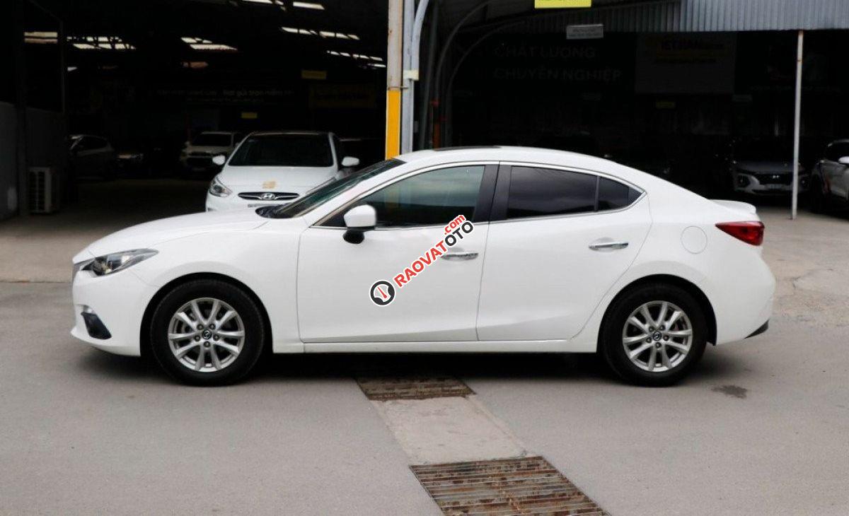 Bán ô tô Mazda 3 1.5AT sản xuất năm 2016, màu trắng-3
