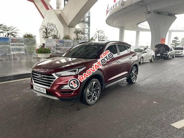 Cần bán lại xe Hyundai Tucson 2.0AT năm sản xuất 2021, màu đỏ -1