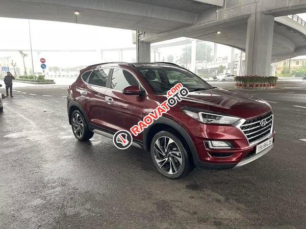Cần bán lại xe Hyundai Tucson 2.0AT năm sản xuất 2021, màu đỏ -2