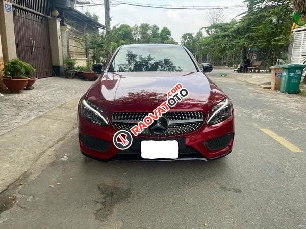 Bán Mercedes C300 AMG năm sản xuất 2016, màu đỏ số tự động-0