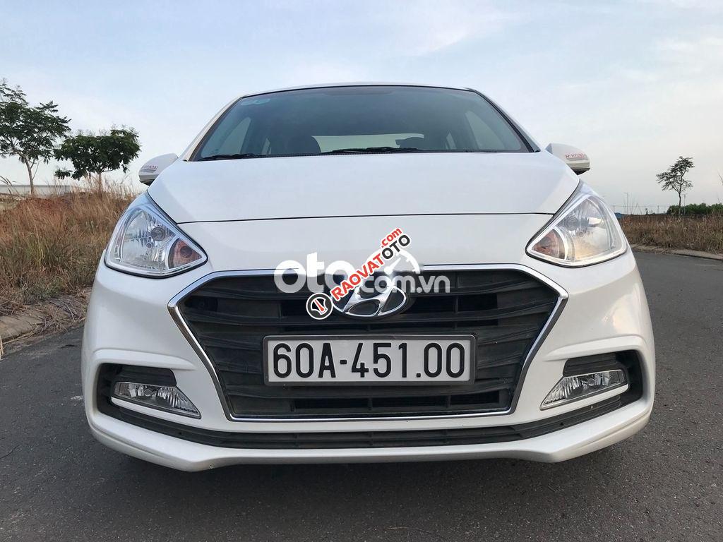 Bán ô tô Hyundai Grand i10 1.2AT năm sản xuất 2017, màu trắng-9