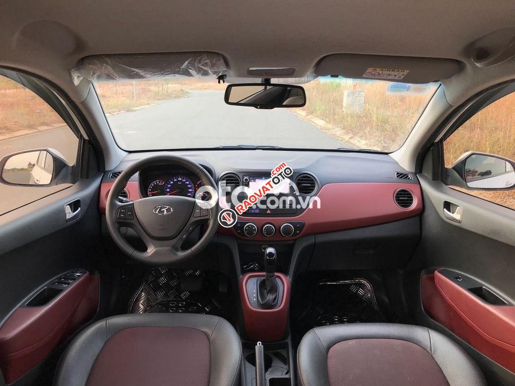 Bán ô tô Hyundai Grand i10 1.2AT năm sản xuất 2017, màu trắng-2